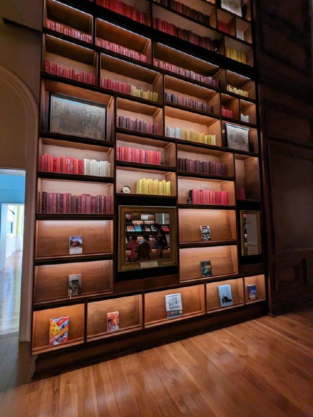 Example image Example image