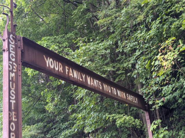 Your Family Wants You To Work Safely Your Family Wants You To Work Safely